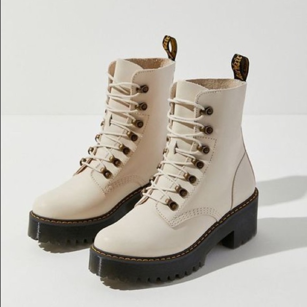 Dr. Martens Leona in bone Temperley
